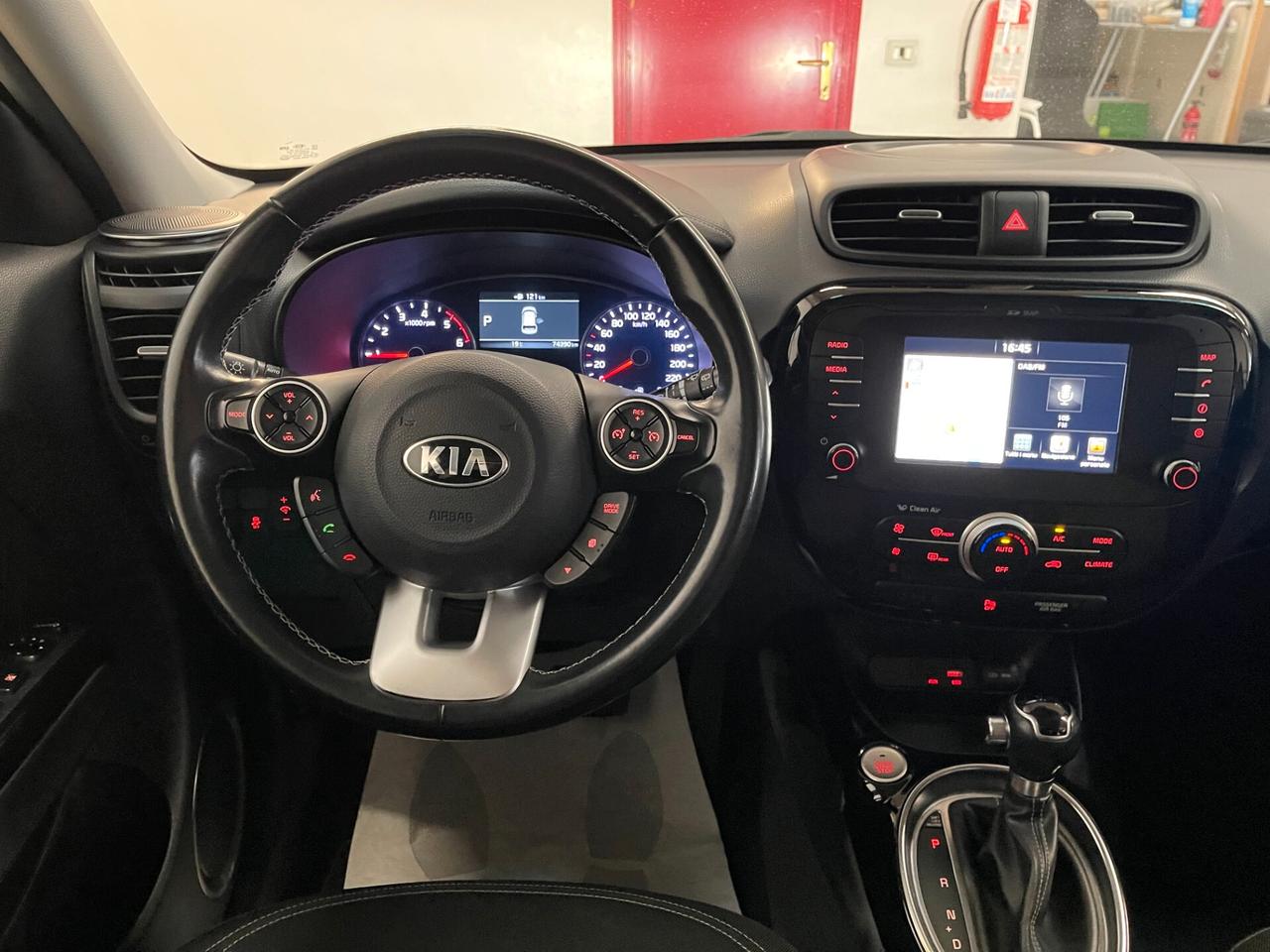 Kia Soul Your 1.6 crdi 16v c.auto-Ok Neopatentati-LEGGI SOTTO