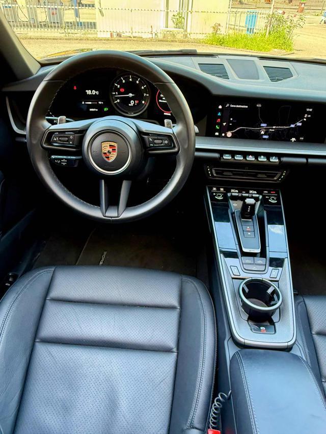 PORSCHE 911 Carrera Cabriolet