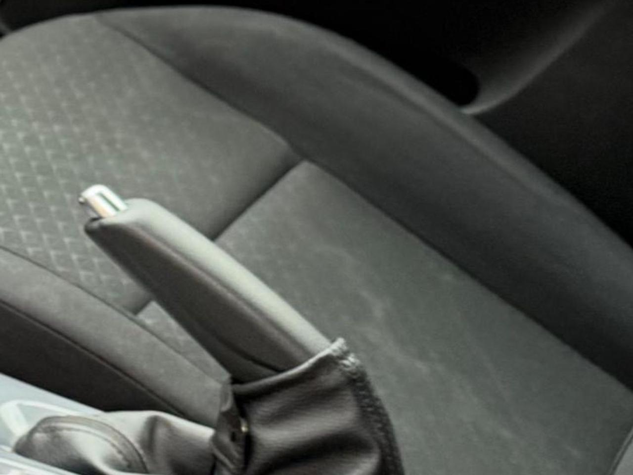 Nissan Juke Business 1.0 DIG-T 114 #7002