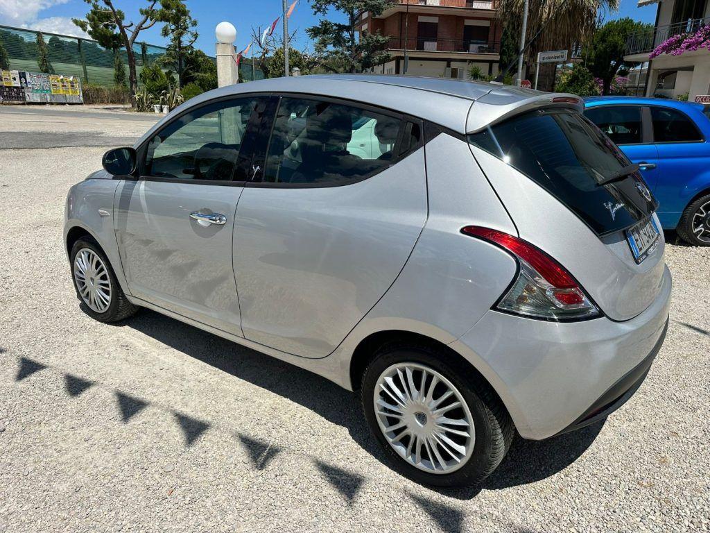 LANCIA Ypsilon 1.2 69 CV 5 porte S&S Gold