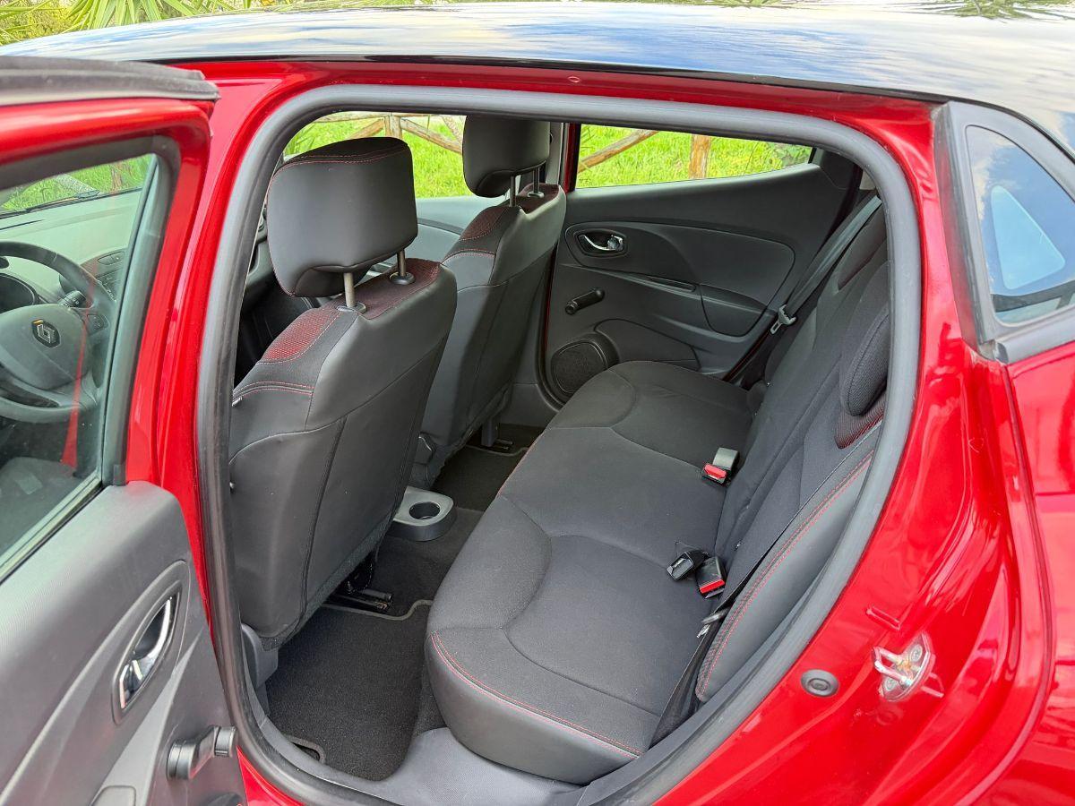 RENAULT - Clio - 1.2 75 CV 5p. Costume National