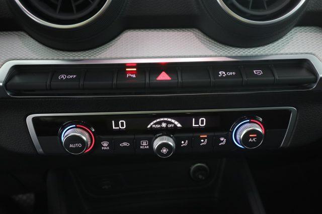 AUDI Q2 Q2 35 TDI S tronic Identity Black