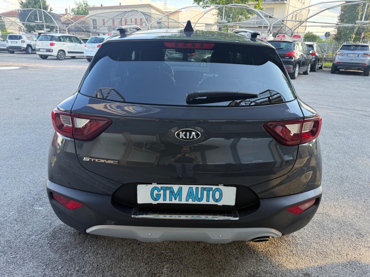 Kia Stonic 1.4 MPI 100 CV - Neopatentati