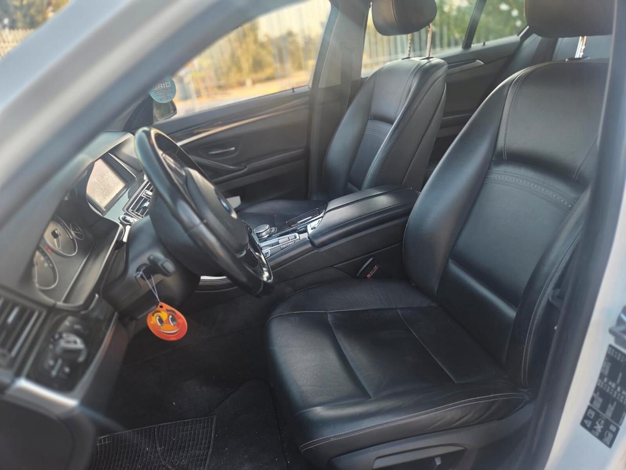 Bmw 520 520d xDrive Luxury