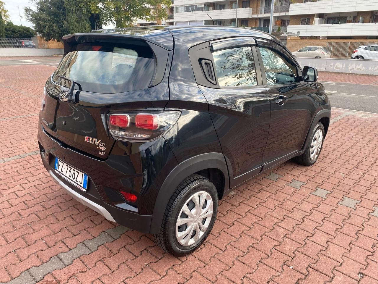 MAHINDRA KUV 100 FULL OPTIONAL 1.2cc