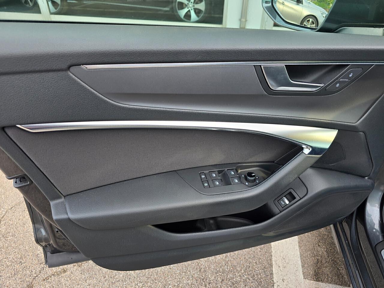 Audi A6 Av. 40 2.0 TDI S tronic S-Line Business 2019