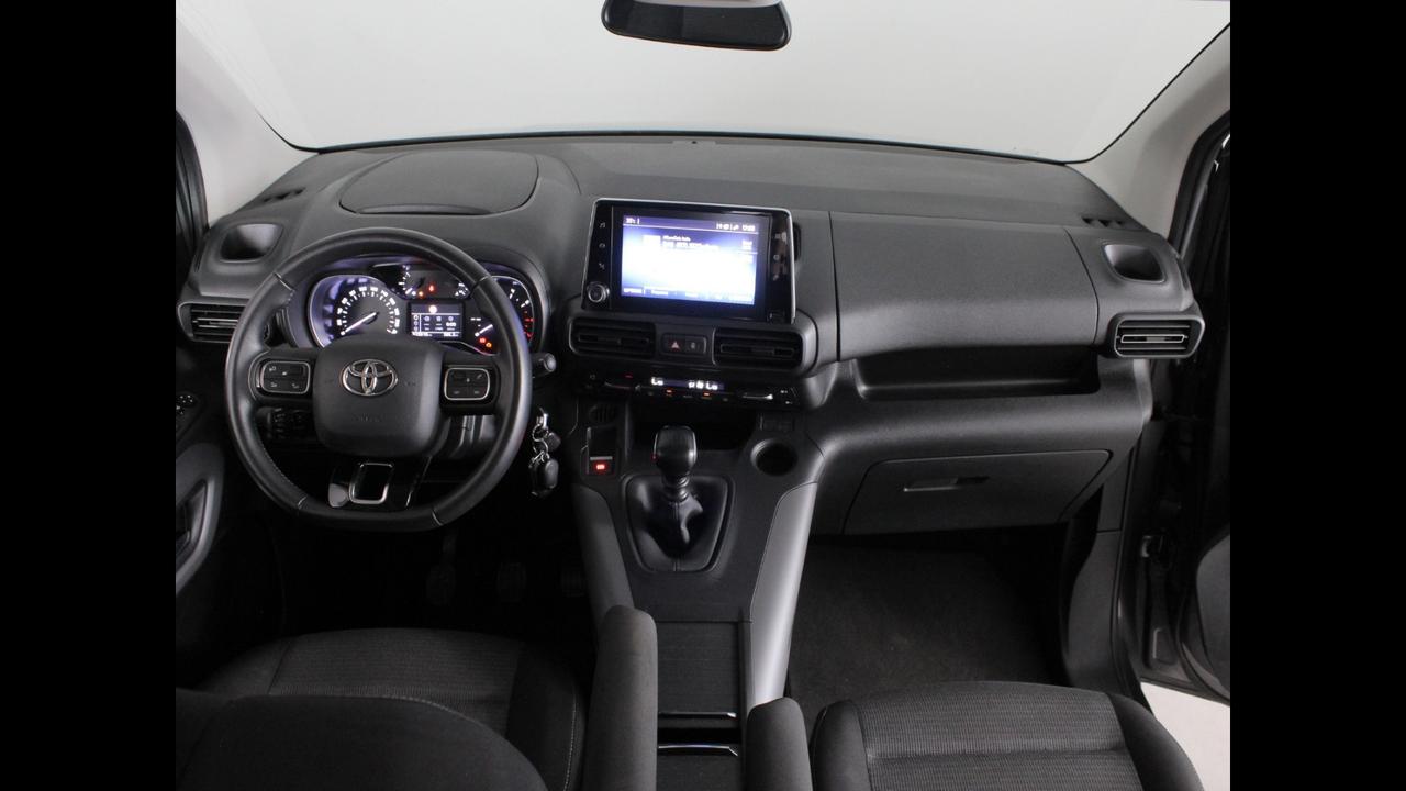 TOYOTA Proace City Verso - Proace City Verso 1.2P 110cv S&S L1 D Executive