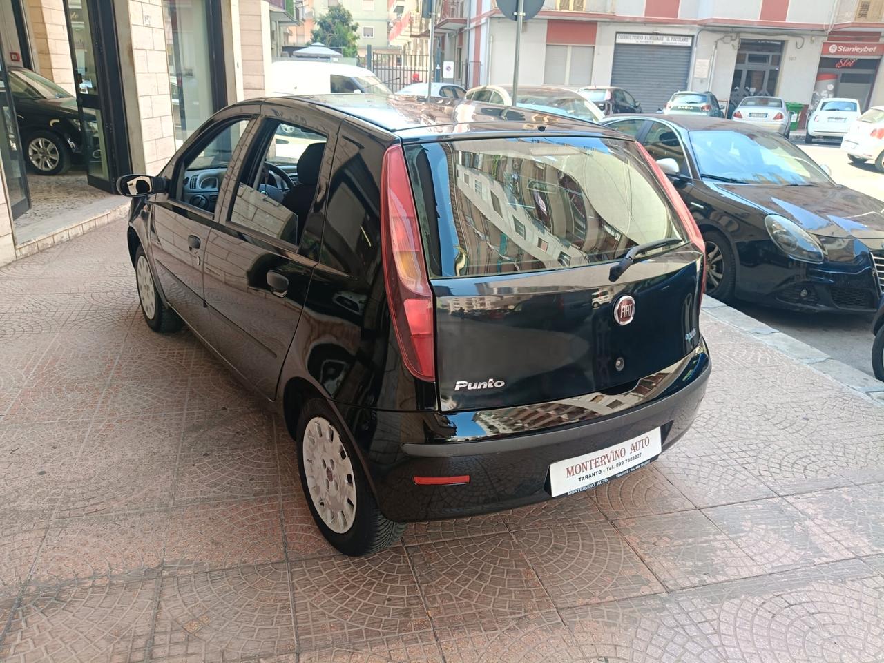 FIAT PUNTO 1.2 5PORTE-NEOPATENTATI-Euro 3100-
