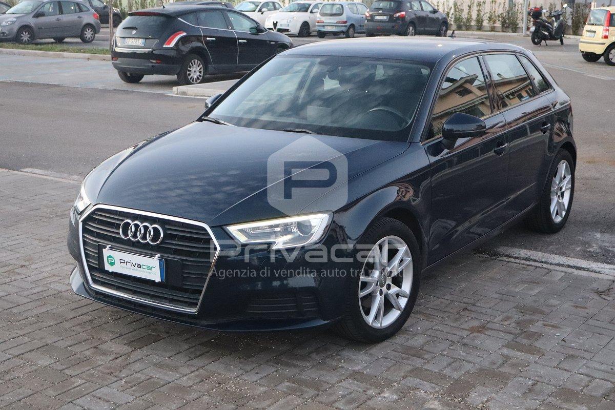 AUDI A3 SPB 30 g-tron S tronic Business