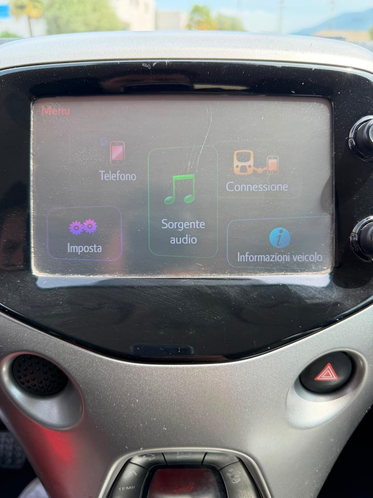 Toyota Aygo 1.0 VVT-i X-BLACK 140000 KM
