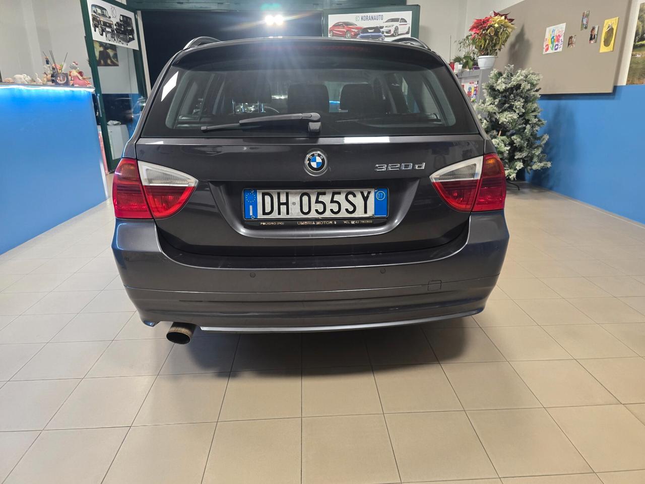 Bmw 320 320d cat Touring Attiva