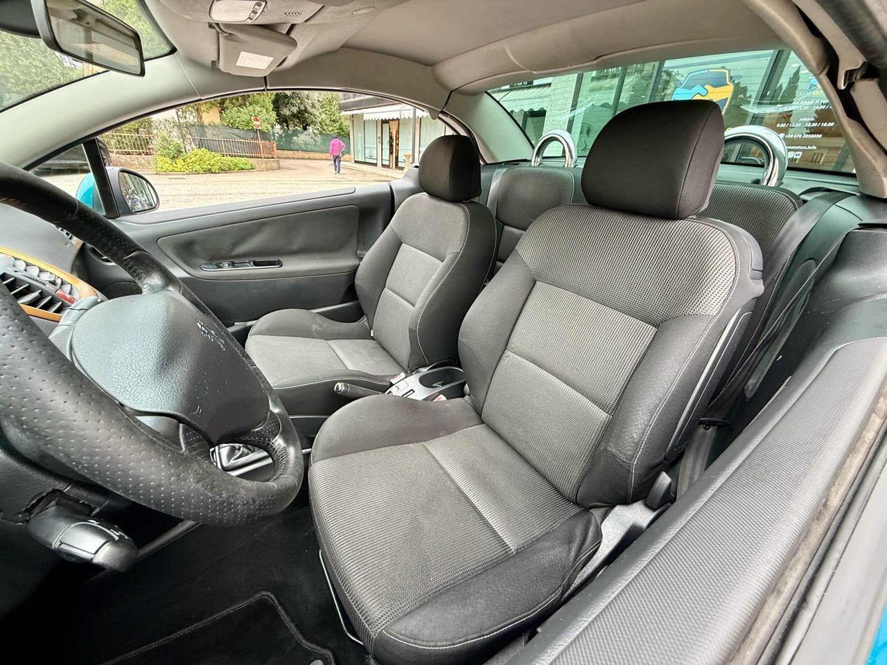 PEUGEOT 207 1.6 VTi 120CV CC Féline