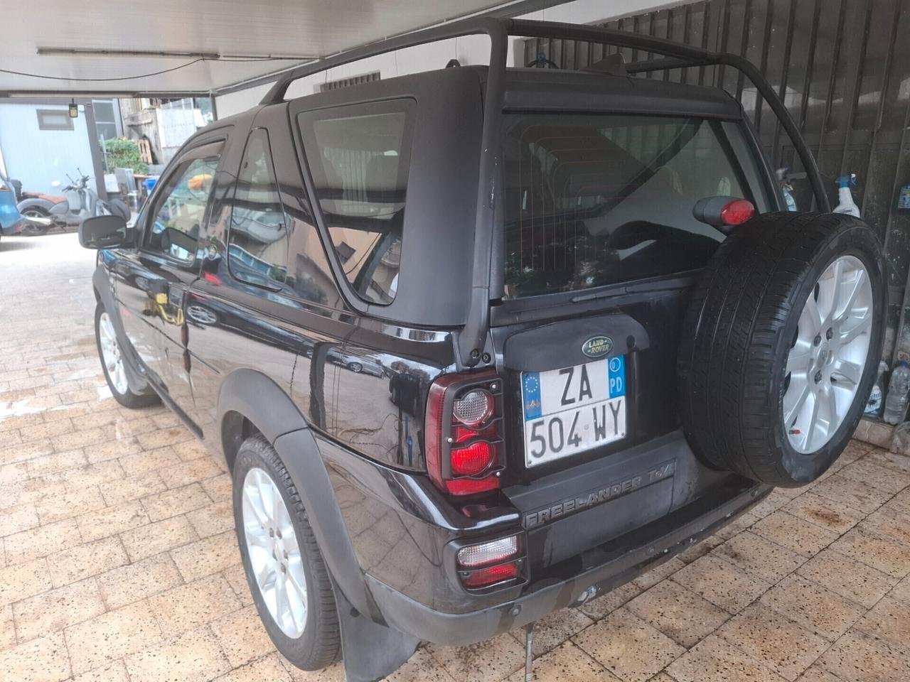 Land Rover Freelancer 2.2 TD4 S.W. HSE