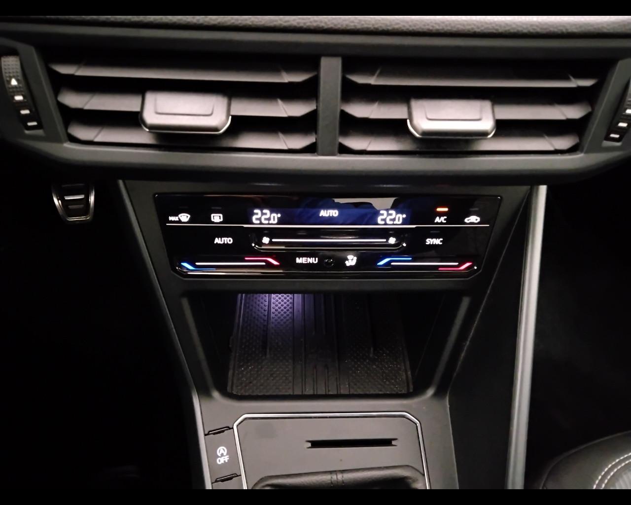 VOLKSWAGEN Taigo - Taigo 1.0 tsi R-Line 115cv