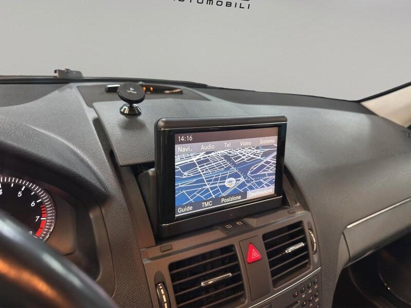 MERCEDES Classe C (W/S204) C 200 CGI BlueEFFI...