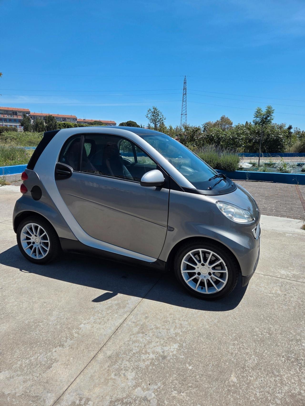 Smart ForTwo 1000 52 kW coupé pure