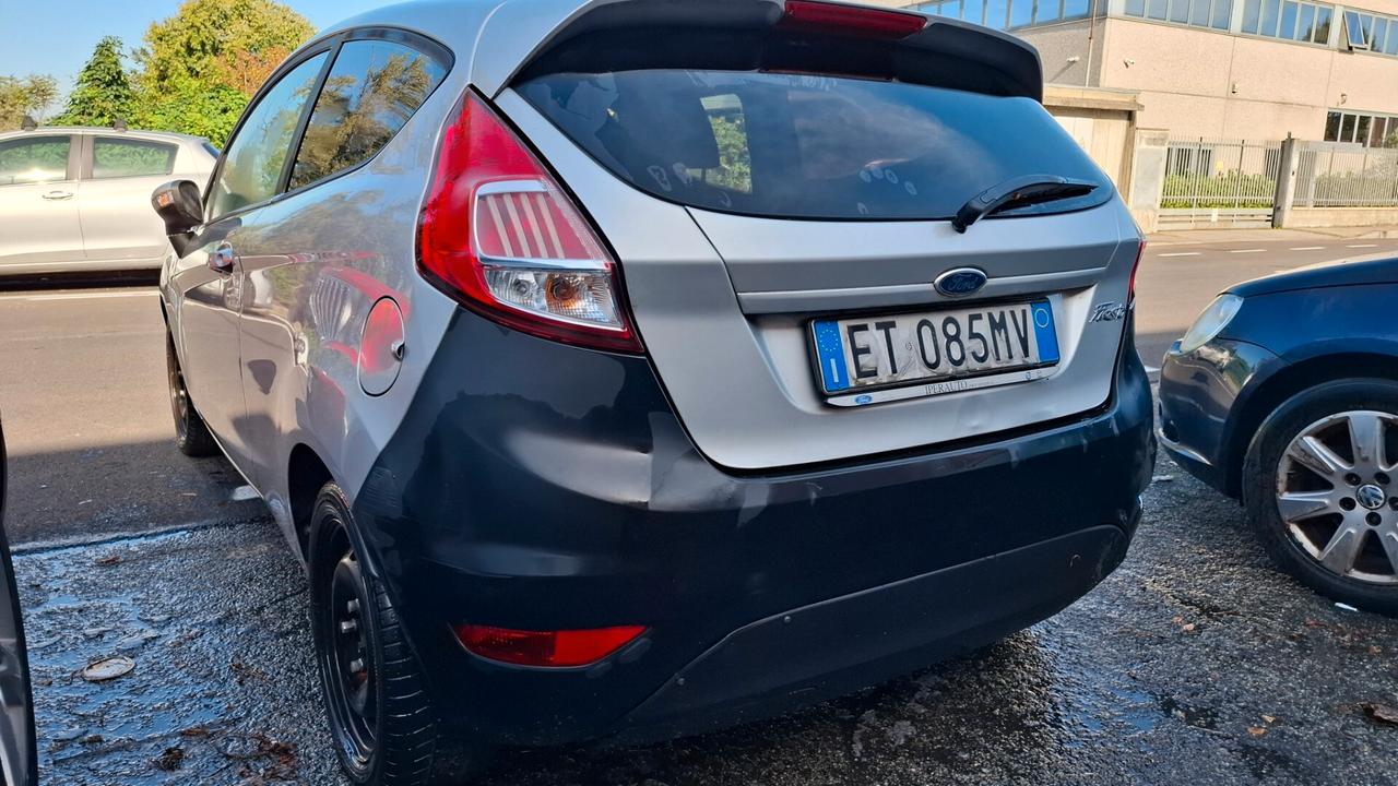Ford Fiesta 1.5 TDCi 75CV 3 porte