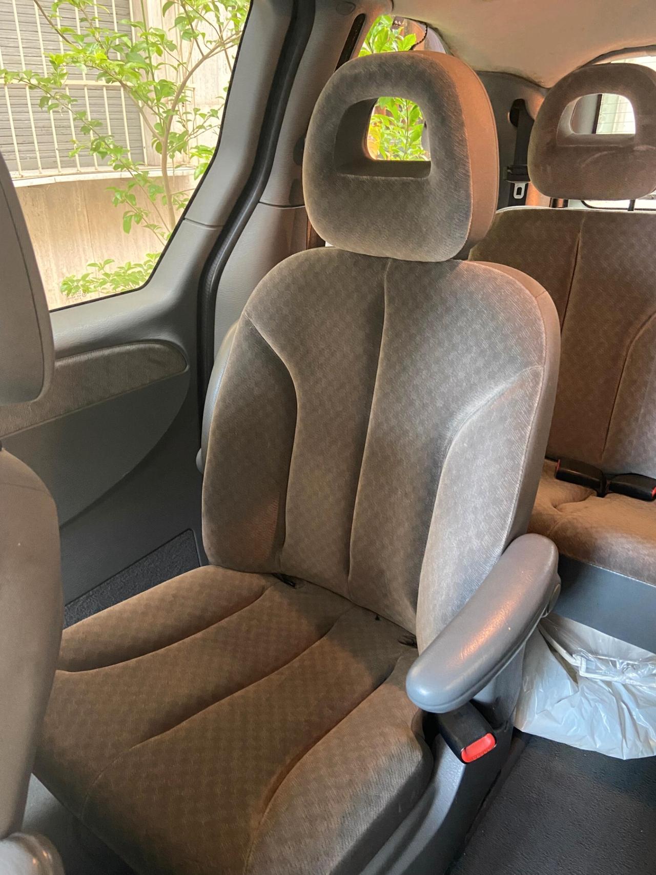 Chrysler Voyager Grand 2.8 CRD cat Limited Auto