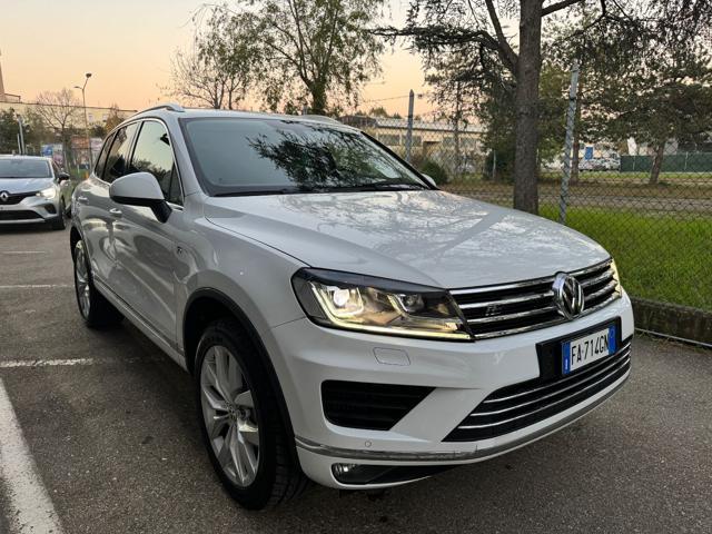 VOLKSWAGEN Touareg 3.0 TDI 204CV Tiptronic BMT R-LINE