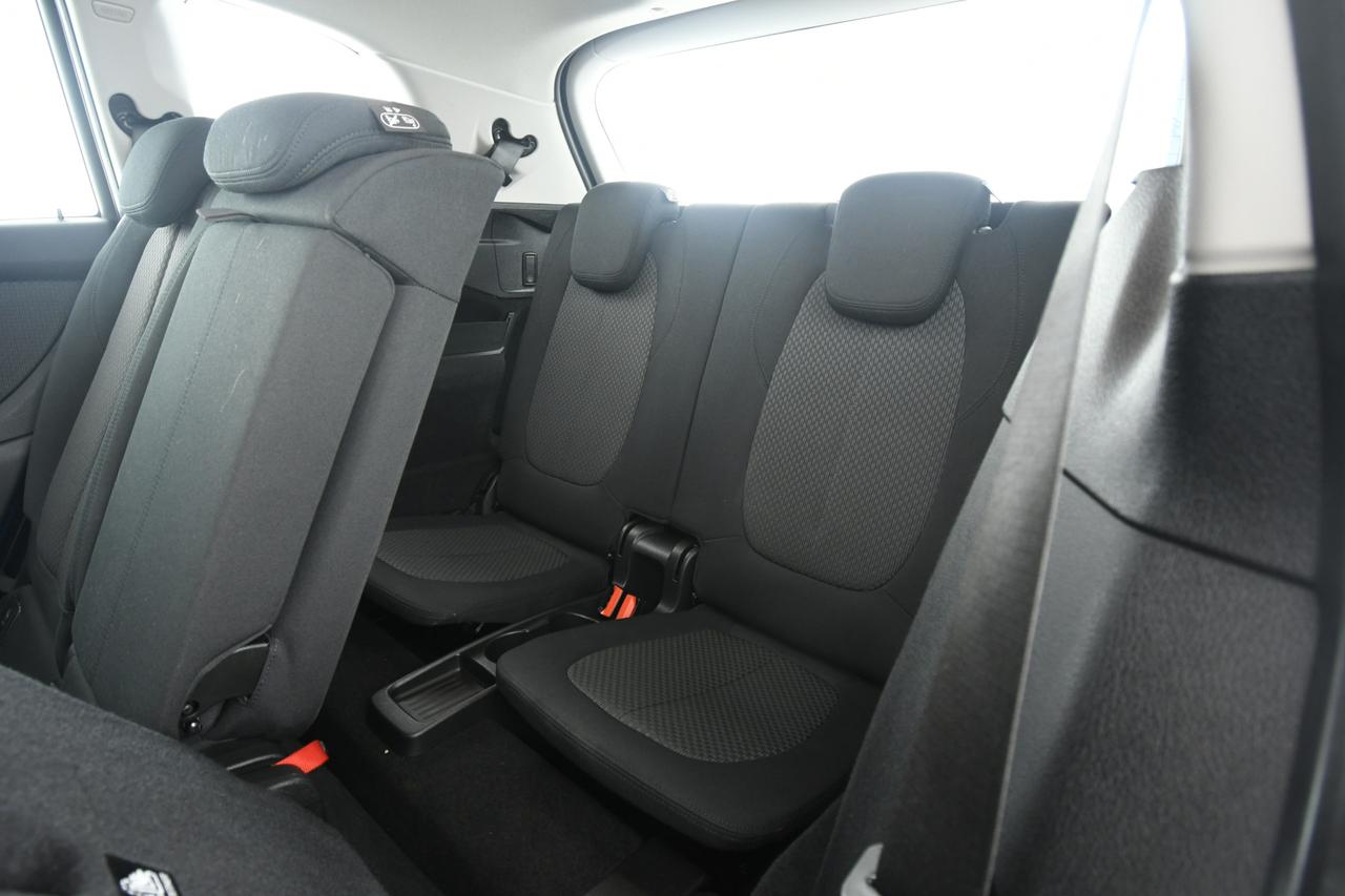 BMW 216d Gran Tourer Advantage 7p.ti auto LED+BLUETOOTH+NEOPATENATI