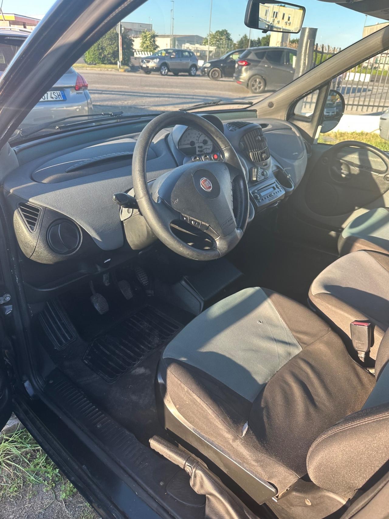 Fiat Multipla 1.6 16V Natural Power Emotion
