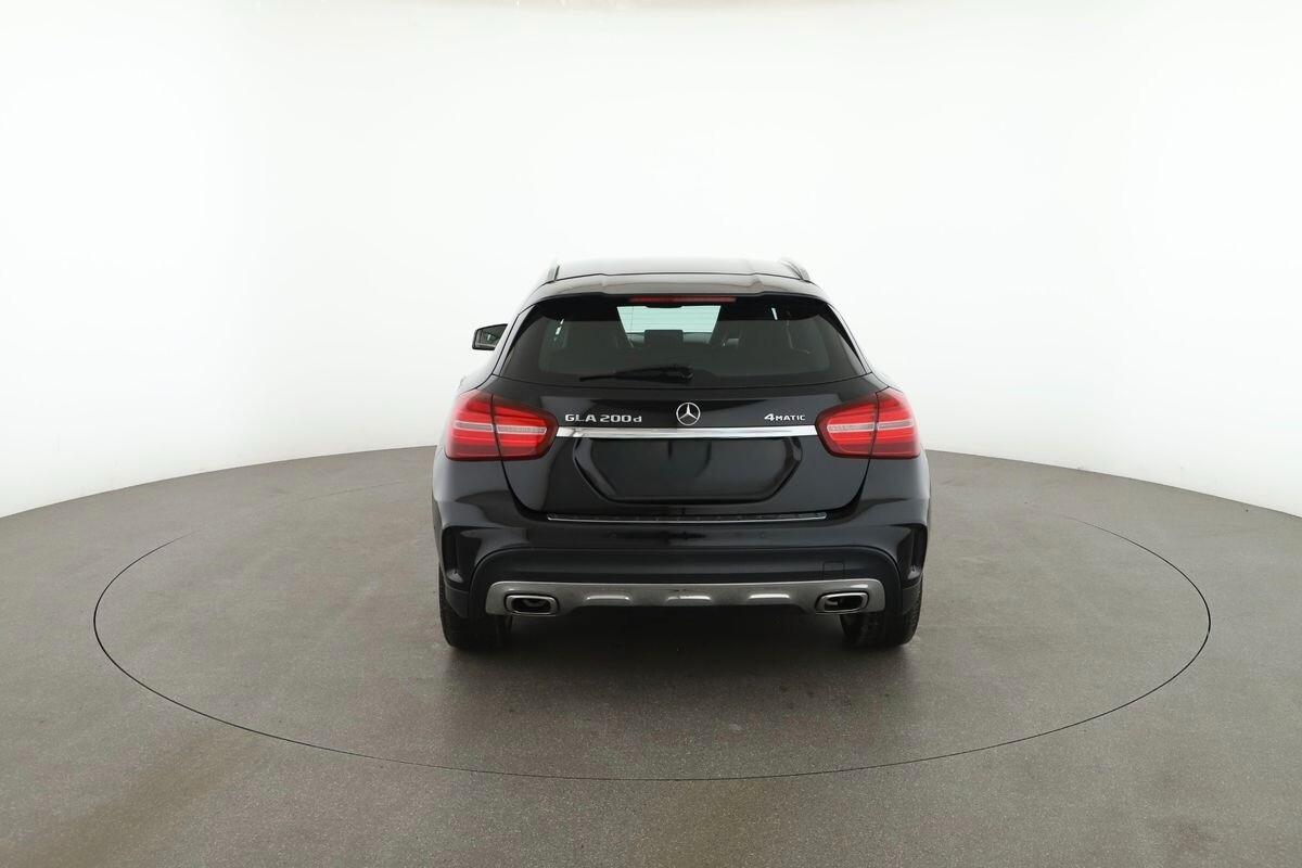 MERCEDES- BENZ GLA 200 D 136CV AMG PREMIUM PLUS 4MATIC