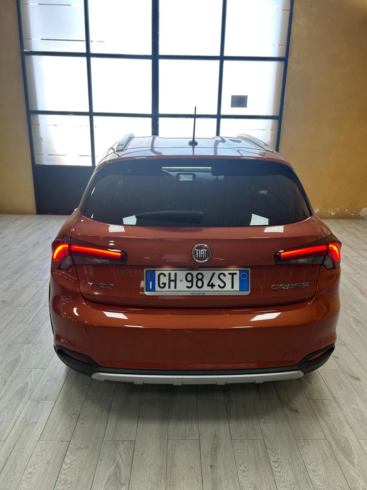 FIAT TIPO CROSS 1.6 Mjet 130 cv “PERFETTA”-2022