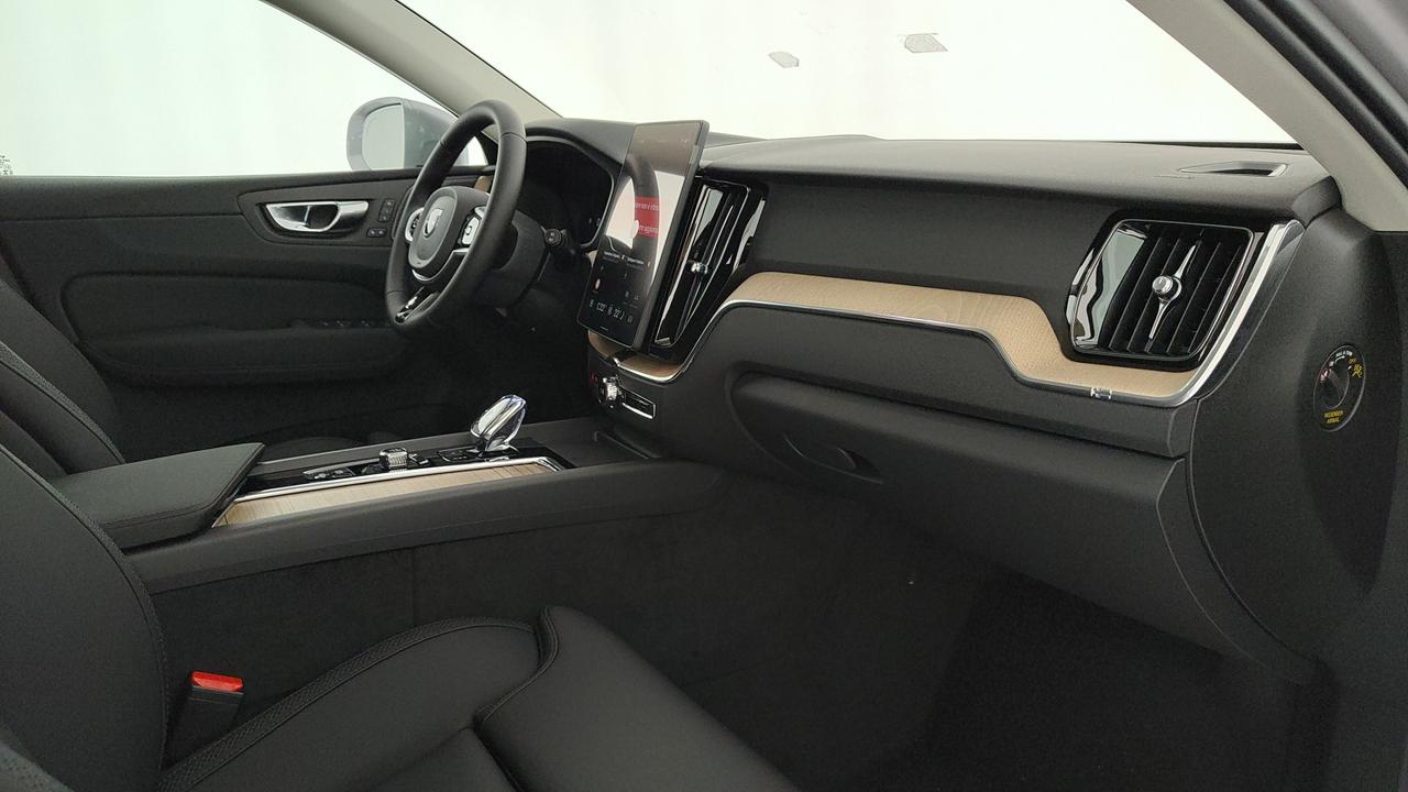 VOLVO XC60 2.0 t6 phev Plus Bright awd auto