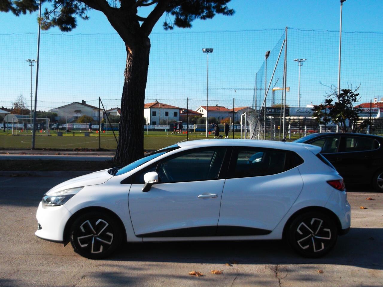 Renault Clio 1.5 dCi Neopatentati 2014