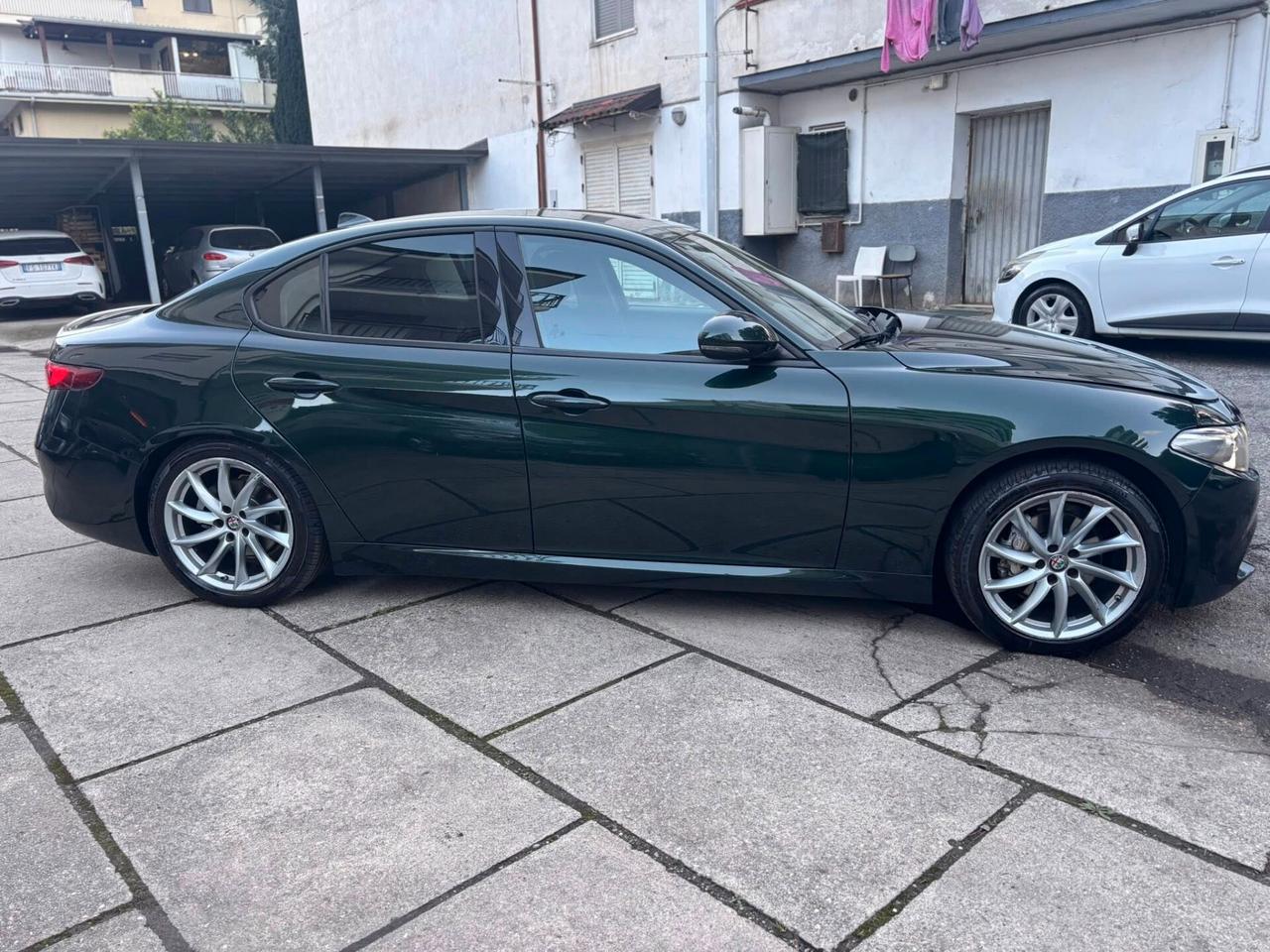 Alfa Romeo Giulia 2.2 Turbodiesel 160 CV AT8 Business