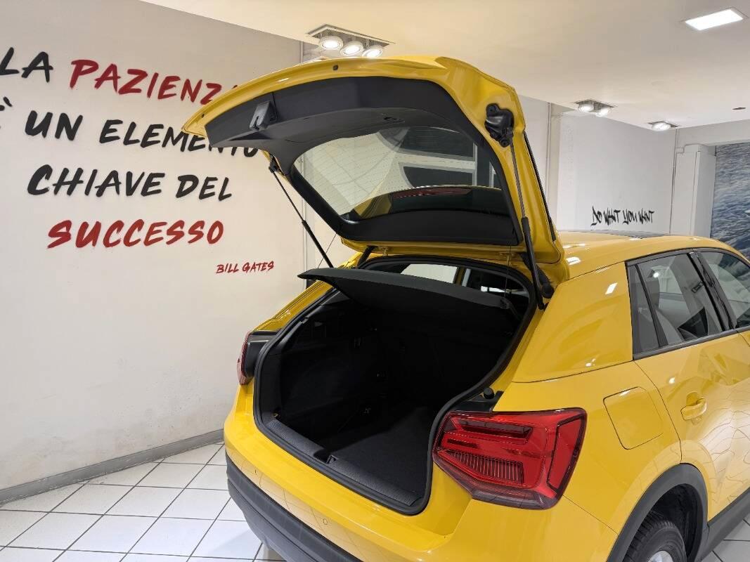 Audi Q2 1.6 tdi Business s-tronic