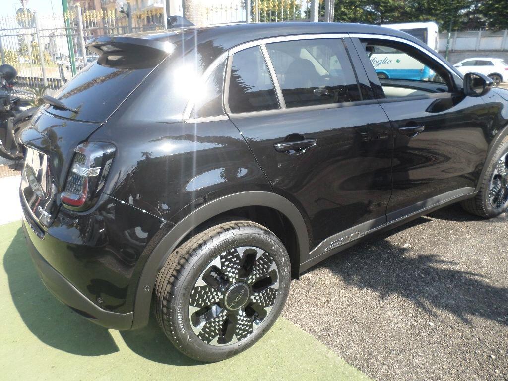 Fiat 600 Hybrid 110 CV DCT MHEV La Prima