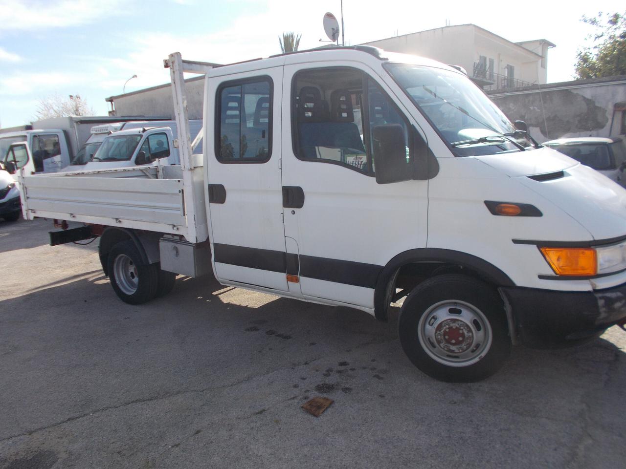Iveco daily 35c11 doppia piu cassone