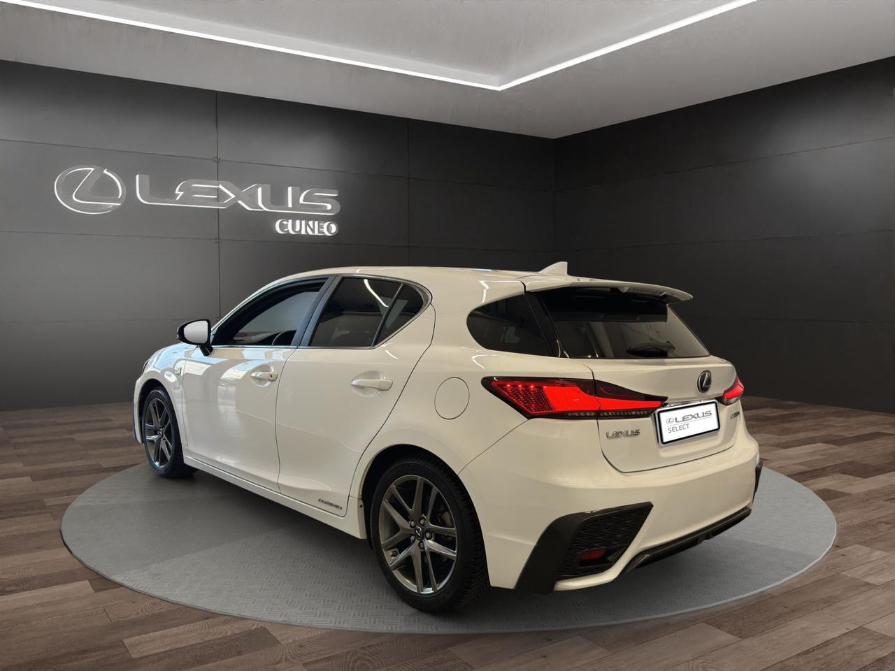 Lexus F-SPORT