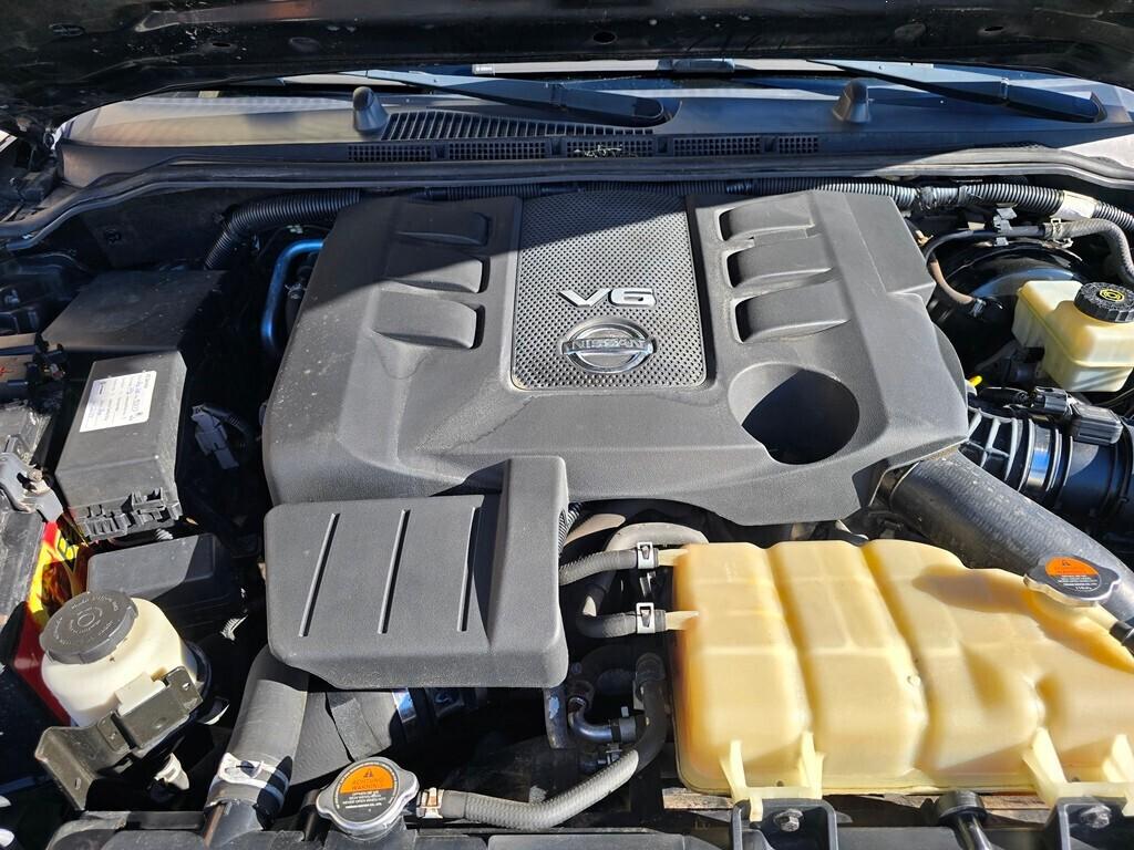 Nissan Navara 3.0 V6 DCI 231CV FATTURABILE!