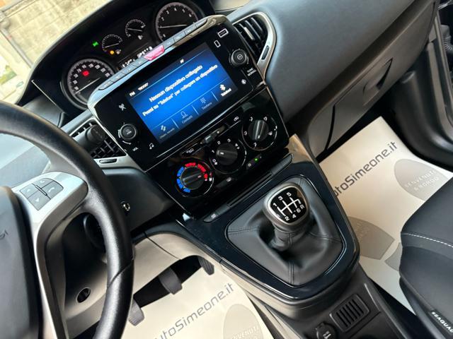 LANCIA Ypsilon 1.0 FireFly 5 porte S&S Hybrid Gold 5 posti