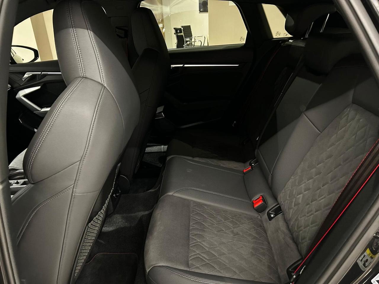 Audi A3 RS 3 SPB TFSI quattro S tronic