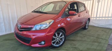 TOYOTA Yaris 1.4 D-4D 90CV TETTO Panoramico 12/2011