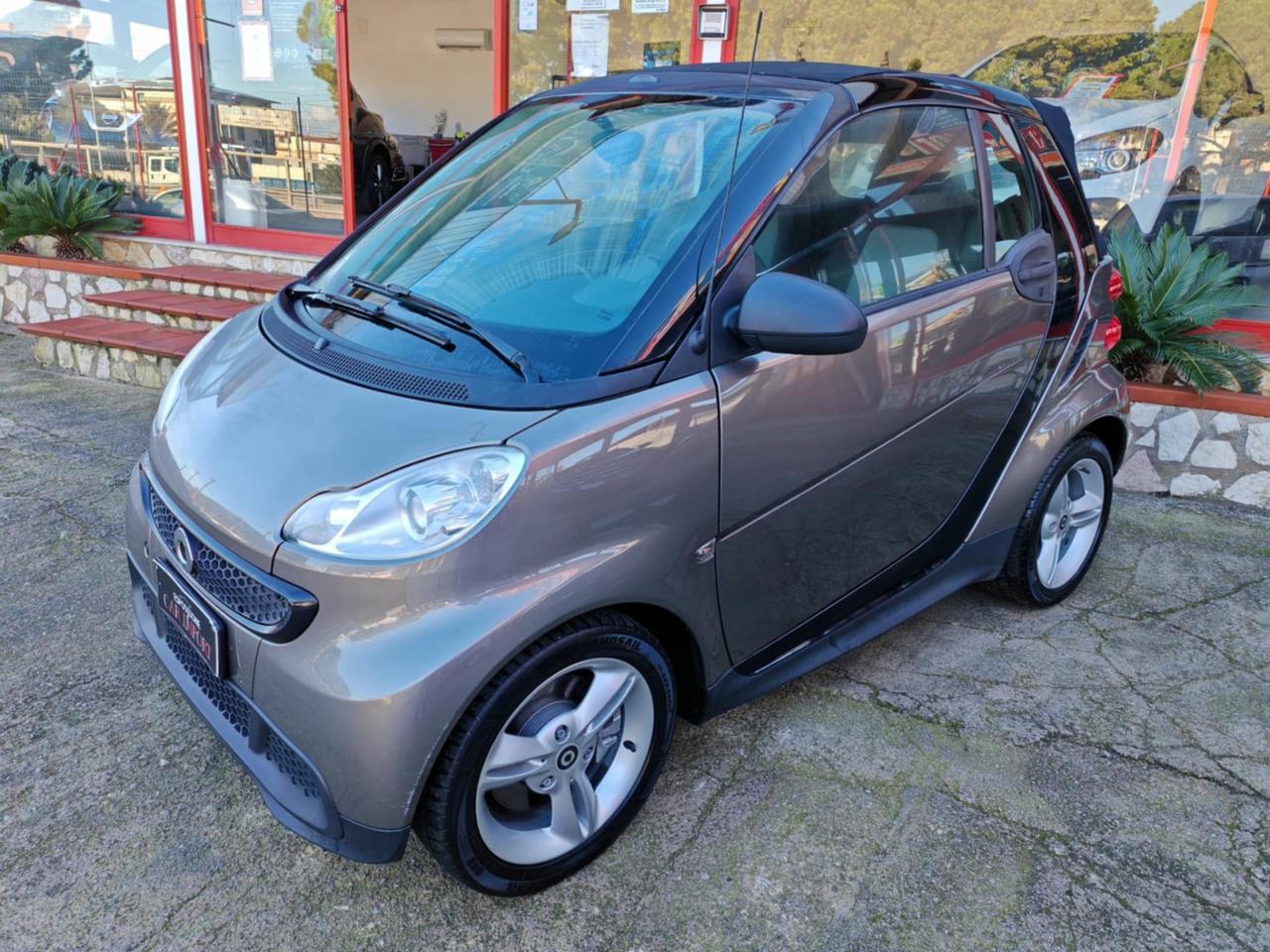 Smart Fortwo 1.0 benzina 08/2012 Cv70 CABRIO