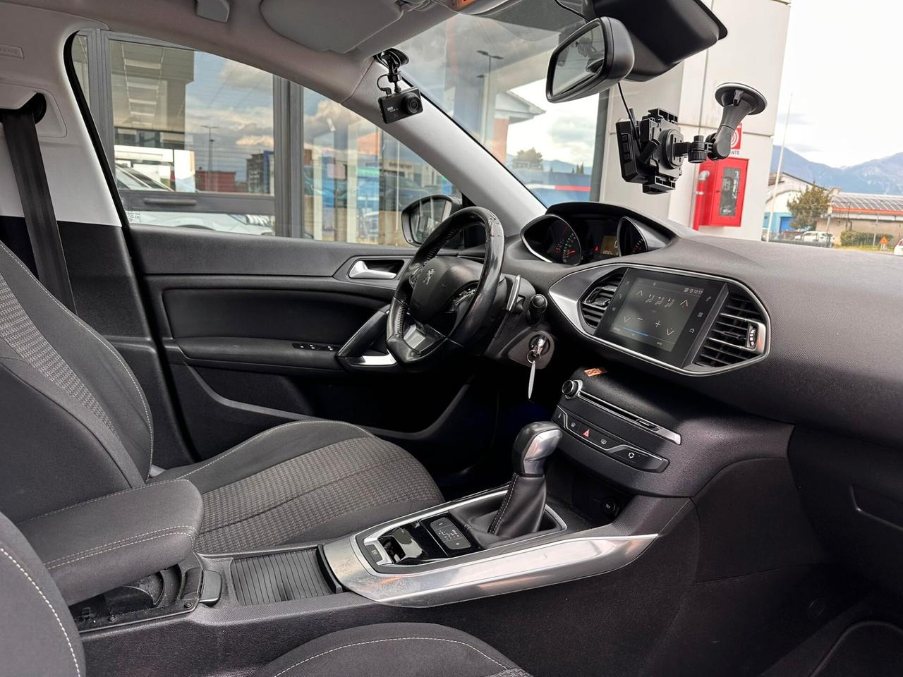 Peugeot 308 BlueHDi 130 S&S SW Business