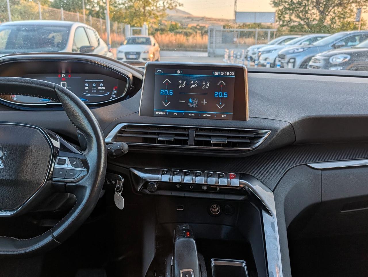 Peugeot 3008 BlueHDi 130 S&S Business
