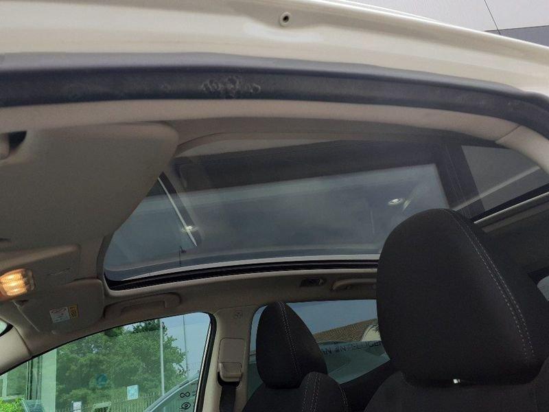 Nissan Qashqai 1.6 dCi 2WD C.AUTOMATICO 1°PROP-GARANZIA-KM CERTIF