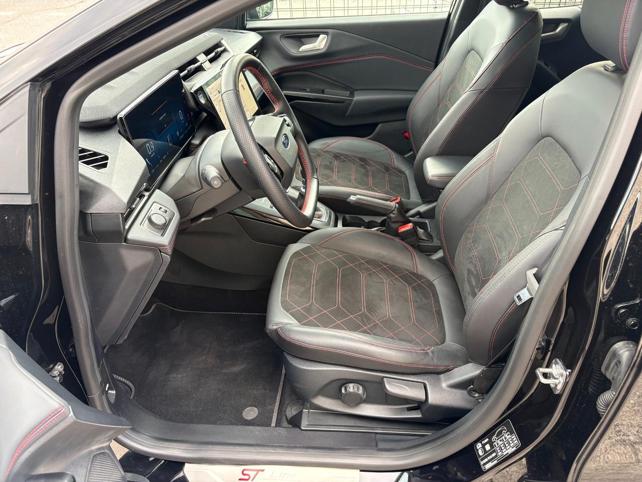 Ford Puma 1.0 EcoB. Hybrid 125 ST-Line X 4100 KM.