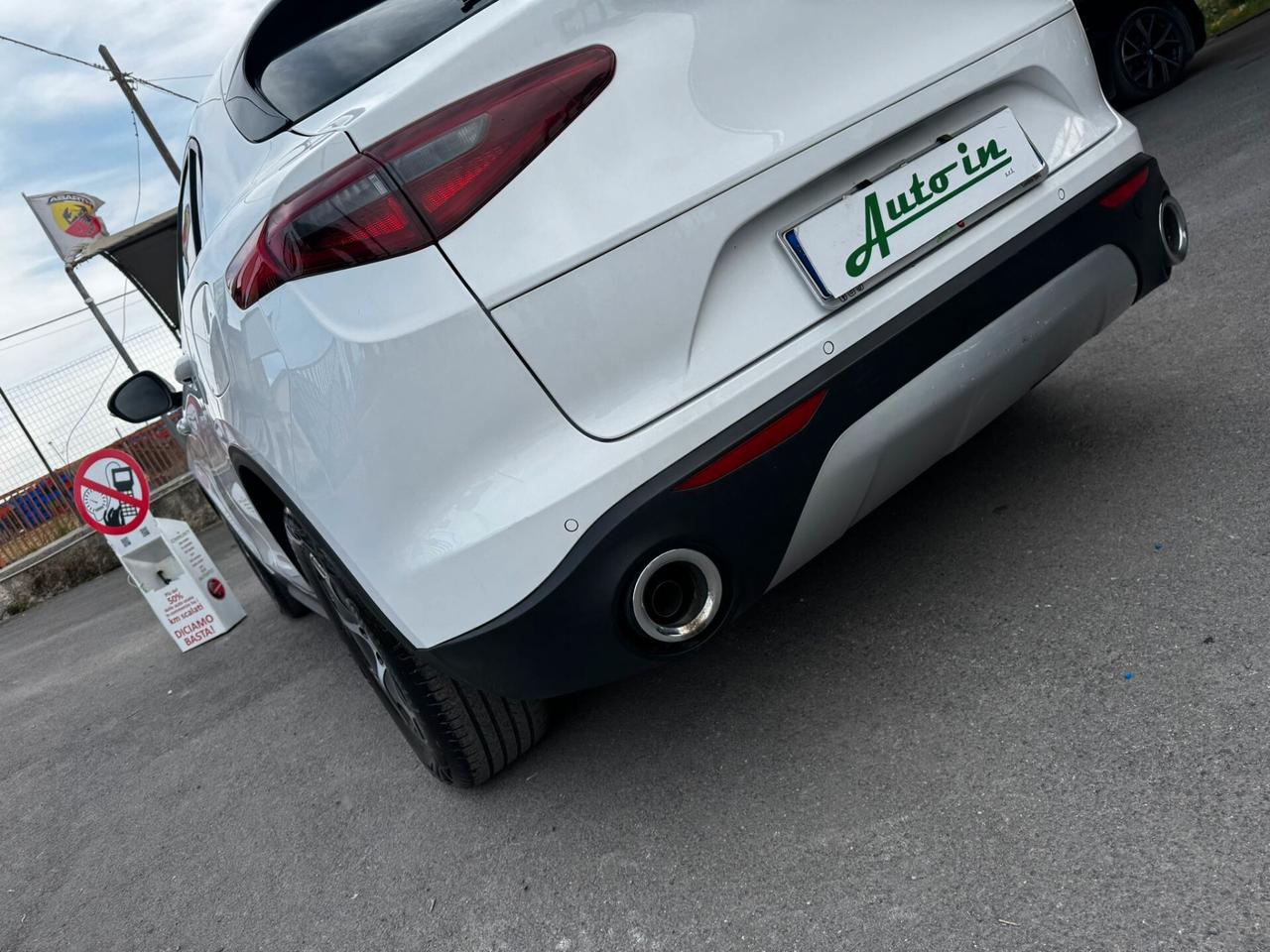 Alfa Romeo Stelvio 2.2 Turbodiesel 160 CV AT8 RWD Super