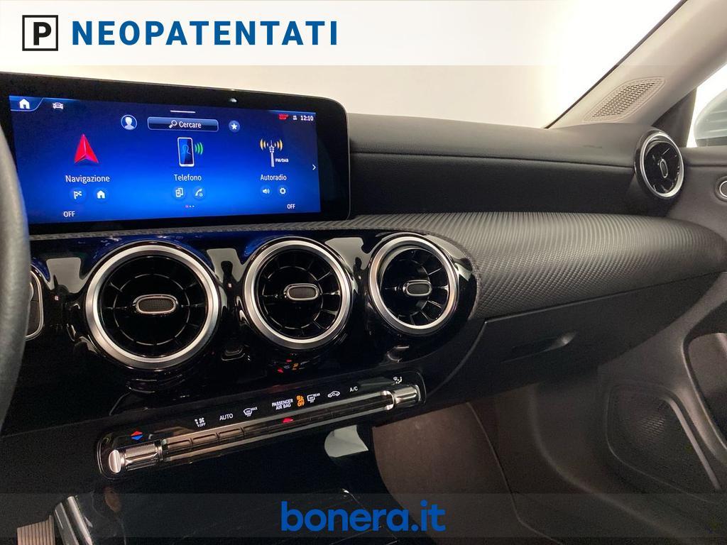 Mercedes CLA Shooting Brake 180 D Advanced 8G-DCT