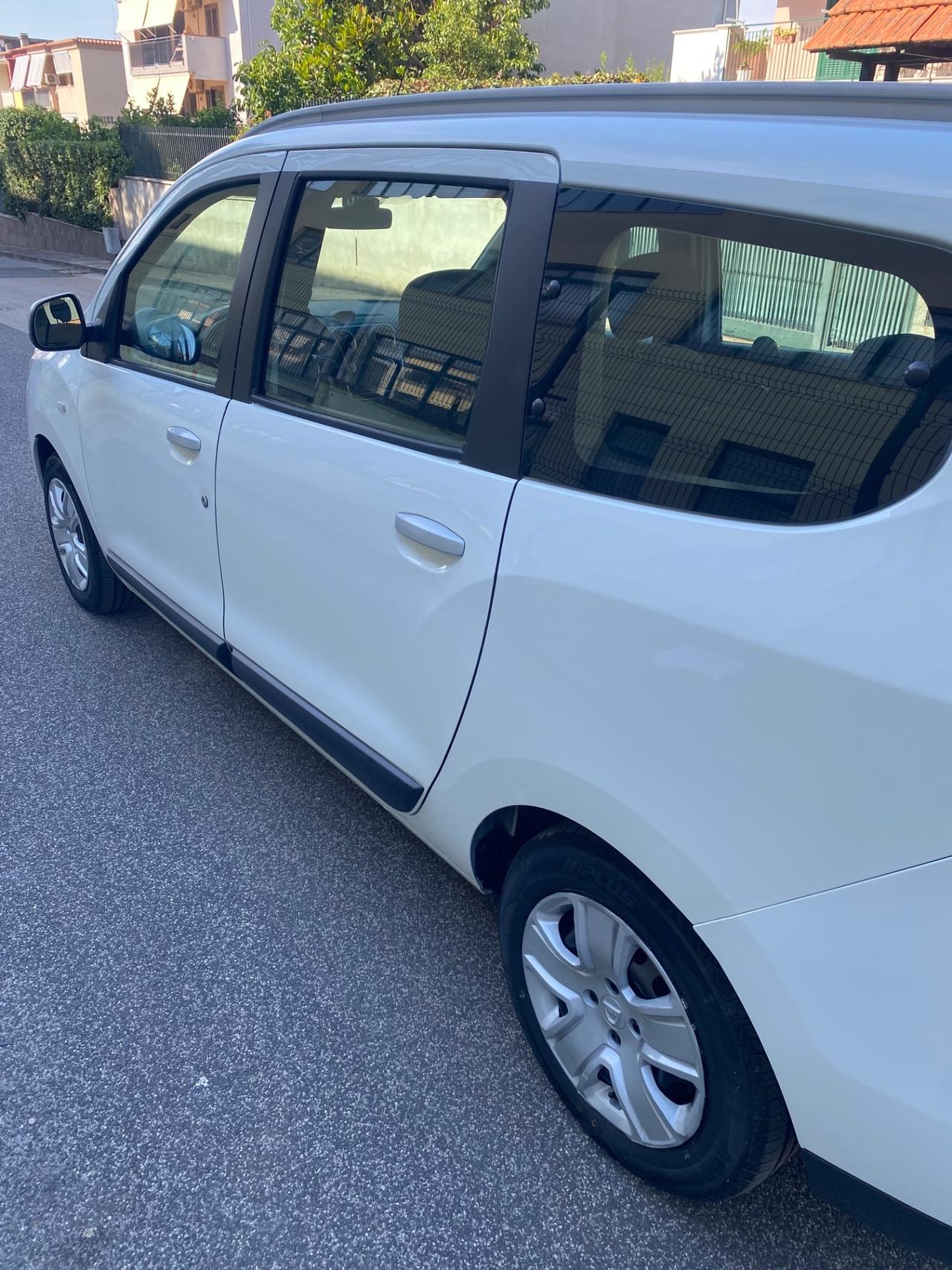 Dacia Lodgy 1.5 Dci 7 Posti Anno 2021 TAGLIANDATA