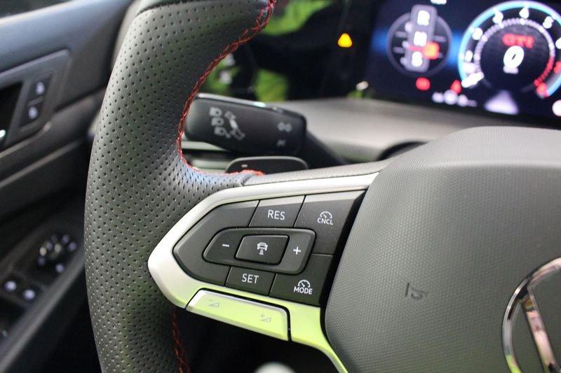 Volkswagen Golf Golf 2.0 TSI GTI DSG