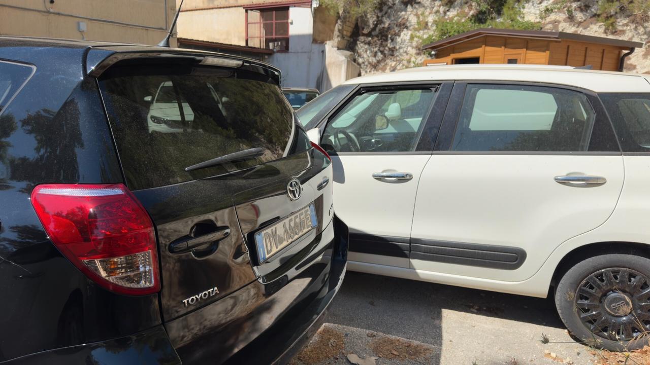 Toyota RAV 4 RAV4 Crossover 2.2 D-4D 136 CV Sol