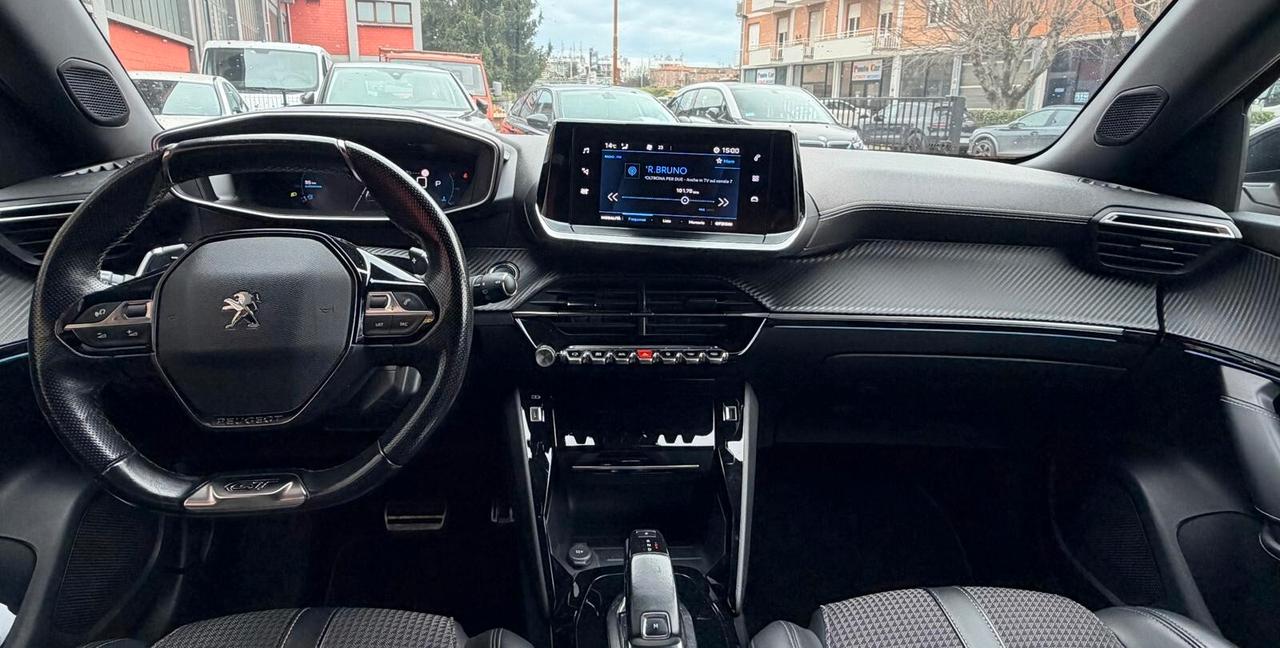 Peugeot 2008 PureTech 130 S&S EAT8 Allure