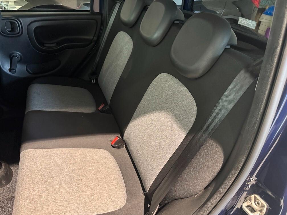 Fiat Panda 1.2 Lounge 69cv 5p. 15" Neopat